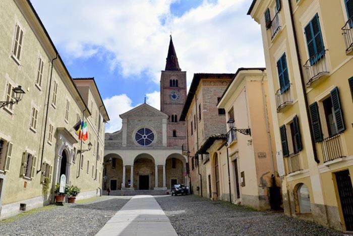 Alloggio Nella Villa Dell'Edera Acqui Terme Exterior photo